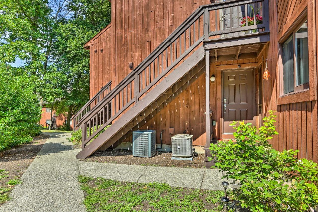 Sun-Lit Vernon Condo Less Than 2 Mi To Ski Resort! Bagian luar foto